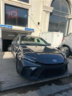 تۆیۆتا کامری